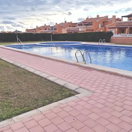 2bdr 0.9m From Apartamento *